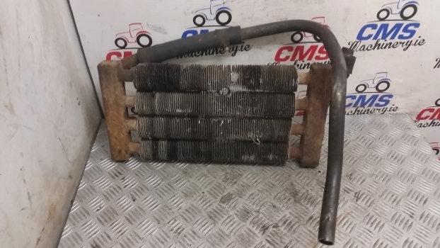 Massey Ferguson Cooler Radiator, Cooler 1462469m91 - مشعاع - جرار: صورة 4 Massey Ferguson Cooler Radiator, Cooler 1462469m91 - مشعاع - جرار: صورة 4