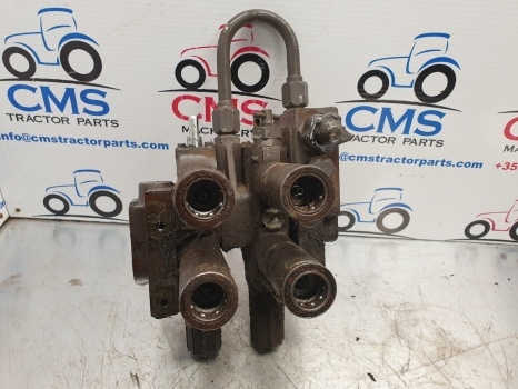 Massey Ferguson Hydraulic Spool Valves 3616205m91, 3582523m1, 3582517m1 - صمام هيدروليكي - جرار: صورة 1 Massey Ferguson Hydraulic Spool Valves 3616205m91, 3582523m1, 3582517m1 - صمام هيدروليكي - جرار: صورة 1