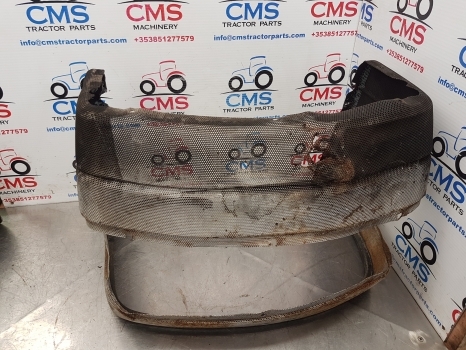 Mccormick Mc115, Mc90, Mc95, Mc100, Mc80, Front Grille 414660a1, 414660a2 - شبكة تهوية - جرار: صورة 1 Mccormick Mc115, Mc90, Mc95, Mc100, Mc80, Front Grille 414660a1, 414660a2 - شبكة تهوية - جرار: صورة 1