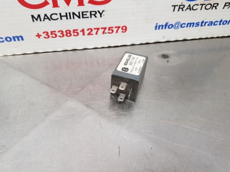 New Holland 8360, 60, M, Tm, Ts, T7 Sereis, Relay Windscreen 82011381 - مرحل: صورة 3 New Holland 8360, 60, M, Tm, Ts, T7 Sereis, Relay Windscreen 82011381 - مرحل: صورة 3