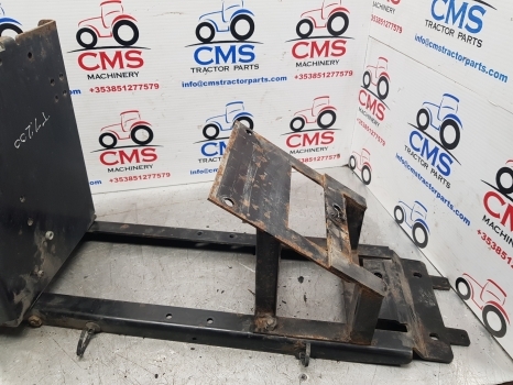 New Holland Case Puma 145, T7.200 Hood Support Assy 84337706, 84485123, 84268312 - غطاء السيارة - جرار: صورة 5 New Holland Case Puma 145, T7.200 Hood Support Assy 84337706, 84485123, 84268312 - غطاء السيارة - جرار: صورة 5