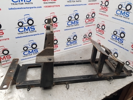 New Holland Case Puma 145, T7.200 Hood Support Assy 84337706, 84485123, 84268312 - غطاء السيارة - جرار: صورة 1 New Holland Case Puma 145, T7.200 Hood Support Assy 84337706, 84485123, 84268312 - غطاء السيارة - جرار: صورة 1