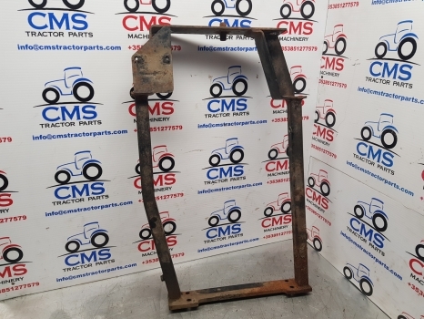 New Holland Case Puma T6000, T7 T7.200 Hood Bonnet Support 84148993, 84355109 - غطاء السيارة - جرار: صورة 1 New Holland Case Puma T6000, T7 T7.200 Hood Bonnet Support 84148993, 84355109 - غطاء السيارة - جرار: صورة 1