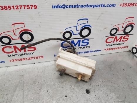 New Holland Case T6, T7, Maxxum, Puma T7.200 Brake Fluid Reservoir 84154075 - اسطوانة الفرامل - آلات زراعية: صورة 1 New Holland Case T6, T7, Maxxum, Puma T7.200 Brake Fluid Reservoir 84154075 - اسطوانة الفرامل - آلات زراعية: صورة 1