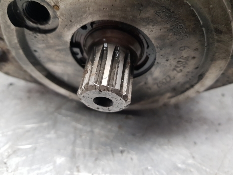 New Holland Case T6000, T7, Maxxum Hydraulic Pump 84164091, 84471387, R902493582 - مضخة هيدروليكية - جرار: صورة 2 New Holland Case T6000, T7, Maxxum Hydraulic Pump 84164091, 84471387, R902493582 - مضخة هيدروليكية - جرار: صورة 2