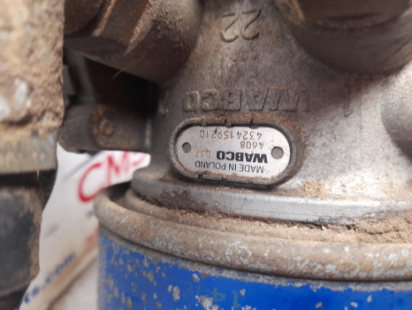 New Holland Case T7, T6, T7000, Puma T7030 Air Drier 4324159210, 87365850 - أجزاء الفرامل - آلات زراعية: صورة 3 New Holland Case T7, T6, T7000, Puma T7030 Air Drier 4324159210, 87365850 - أجزاء الفرامل - آلات زراعية: صورة 3