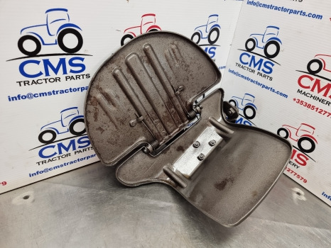 New Holland T5.120, T4, T5 Series Driver Passenger Seat, Frame 48107211 - مقعد - آلات زراعية: صورة 2 New Holland T5.120, T4, T5 Series Driver Passenger Seat, Frame 48107211 - مقعد - آلات زراعية: صورة 2