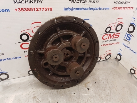 New Holland T6030, T6050, T6050 Front Axle Hub Plate Hat 87330329, 87681965 - محور - جرار: صورة 5 New Holland T6030, T6050, T6050 Front Axle Hub Plate Hat 87330329, 87681965 - محور - جرار: صورة 5