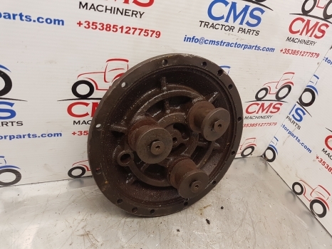 New Holland T6030, T6050, T6050 Front Axle Hub Plate Hat 87330329, 87681965 - محور - جرار: صورة 3 New Holland T6030, T6050, T6050 Front Axle Hub Plate Hat 87330329, 87681965 - محور - جرار: صورة 3