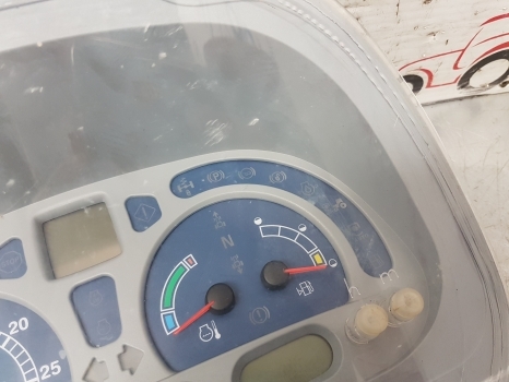 New Holland T7 .200 Instrument Cluster, Dash, Clock 47398380, 47535716, 84293392 - لوحة العدادات - جرار: صورة 4 New Holland T7 .200 Instrument Cluster, Dash, Clock 47398380, 47535716, 84293392 - لوحة العدادات - جرار: صورة 4