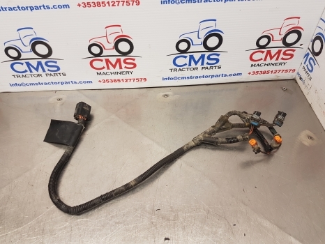 New Holland T7.200, T6.140, T6.150, T6030 Front Suspension Wiring Loom 87631728 - كابلات/ ضفيرة الأسلاك - جرار: صورة 5 New Holland T7.200, T6.140, T6.150, T6030 Front Suspension Wiring Loom 87631728 - كابلات/ ضفيرة الأسلاك - جرار: صورة 5