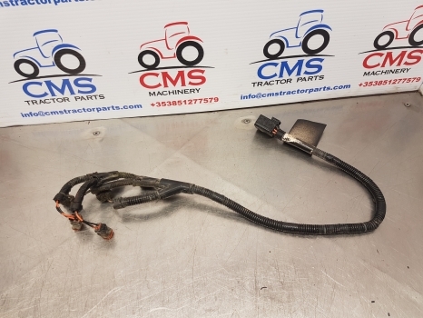 New Holland T7.200, T6.140, T6.150, T6030 Front Suspension Wiring Loom 87631728 - كابلات/ ضفيرة الأسلاك - جرار: صورة 1 New Holland T7.200, T6.140, T6.150, T6030 Front Suspension Wiring Loom 87631728 - كابلات/ ضفيرة الأسلاك - جرار: صورة 1