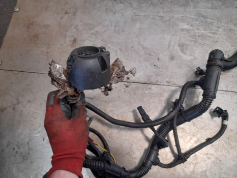 New Holland T7030, T7040 Power Command Transmission Frame Rear Wiring Loom - كابلات/ ضفيرة الأسلاك: صورة 3 New Holland T7030, T7040 Power Command Transmission Frame Rear Wiring Loom - كابلات/ ضفيرة الأسلاك: صورة 3
