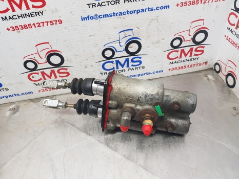 New Holland T7040, T7.260 Brake Master Cylinder 87315873, 87754484, 47777898 - اسطوانة الفرامل - آلات زراعية: صورة 1 New Holland T7040, T7.260 Brake Master Cylinder 87315873, 87754484, 47777898 - اسطوانة الفرامل - آلات زراعية: صورة 1