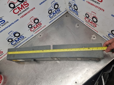 New Holland Tm Series Tm150, Tm130, Tm140, Tm155 Cab Interior Panel Rhs 82017218 - الكابينة والداخلية: صورة 5 New Holland Tm Series Tm150, Tm130, Tm140, Tm155 Cab Interior Panel Rhs 82017218 - الكابينة والداخلية: صورة 5