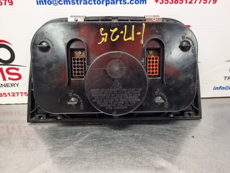 New Holland Tm, Tm135 Series Instrument Cluster, Clocks 82024007, 87749728 - النظام الكهربائي: صورة 4 New Holland Tm, Tm135 Series Instrument Cluster, Clocks 82024007, 87749728 - النظام الكهربائي: صورة 4