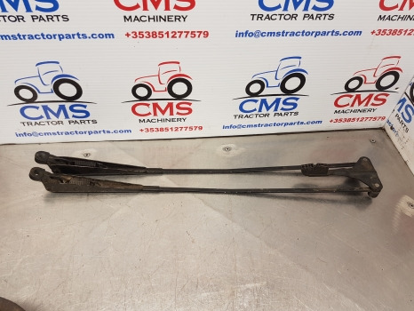 New Holland Tm120, 140 Case Mxm Front Windshield Wiper 82942149, 81875804 - مساحة الزجاج الأمامي - آلات زراعية: صورة 1 New Holland Tm120, 140 Case Mxm Front Windshield Wiper 82942149, 81875804 - مساحة الزجاج الأمامي - آلات زراعية: صورة 1