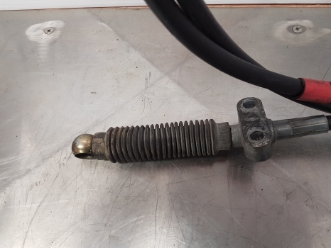 New Holland Ts115a Gear Box Control Cable 82036115, 3405617 - علبة التروس و قطع الغيار - جرار: صورة 5 New Holland Ts115a Gear Box Control Cable 82036115, 3405617 - علبة التروس و قطع الغيار - جرار: صورة 5