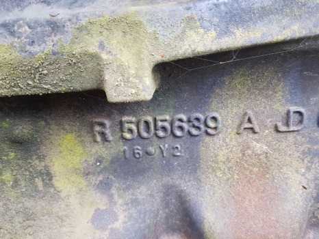Renault Claas Ares Engine Block, Cylinder Head, Crankshaft Nut R505639, Jd6068vl - المحرك و قطع الغيار: صورة 2 Renault Claas Ares Engine Block, Cylinder Head, Crankshaft Nut R505639, Jd6068vl - المحرك و قطع الغيار: صورة 2