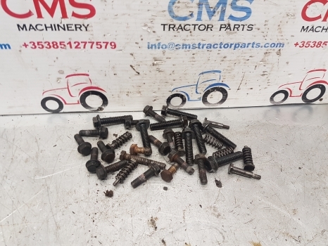 Same Deutz Lamborghini Rubin 120 Front Axle Hub Bolts Kit - محور - جرار: صورة 1 Same Deutz Lamborghini Rubin 120 Front Axle Hub Bolts Kit - محور - جرار: صورة 1