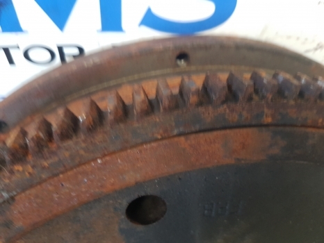Same Panther 90 Leopard 85 Tiger 100 Engine Flywheel 0.048.1241.3/10 - الحدافة - جرار: صورة 2 Same Panther 90 Leopard 85 Tiger 100 Engine Flywheel 0.048.1241.3/10 - الحدافة - جرار: صورة 2