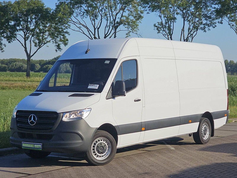 Mercedes-Benz Sprinter 315 L3H2 Maxi Mbux Euro6 - فان: صورة 2 Mercedes-Benz Sprinter 315 L3H2 Maxi Mbux Euro6 - فان: صورة 2