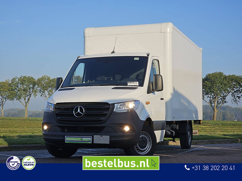 Mercedes-Benz Sprinter 317 Bakwagen Laadklep! - شاحنة بصندوق مغلق: صورة 1 Mercedes-Benz Sprinter 317 Bakwagen Laadklep! - شاحنة بصندوق مغلق: صورة 1