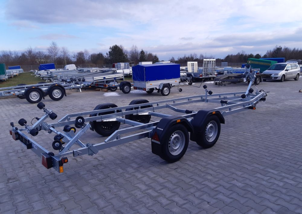 BRENDERUP 242500 TB SR | 2500 kg / 720 x 220 cm - مقطورة القارب: صورة 2 BRENDERUP 242500 TB SR | 2500 kg / 720 x 220 cm - مقطورة القارب: صورة 2