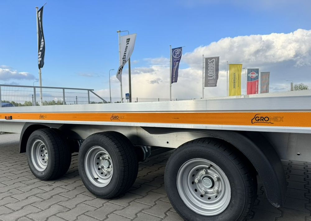 Gromex laweta aluminiowa | 850x210cm | DMC 3500kg | platforma na 2 auta | 3 osie AL-KO | OŚWIETLENIE LED - مقطورة نقل اوتوماتيكي: صورة 3 Gromex laweta aluminiowa | 850x210cm | DMC 3500kg | platforma na 2 auta | 3 osie AL-KO | OŚWIETLENIE LED - مقطورة نقل اوتوماتيكي: صورة 3