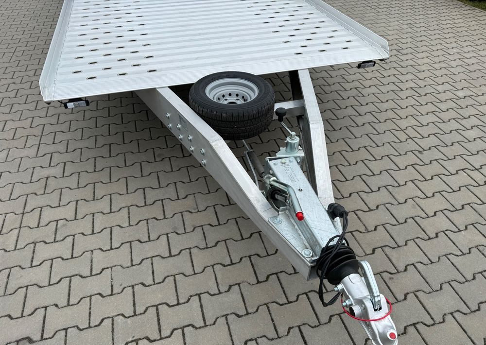 Gromex laweta aluminiowa | 850x210cm | DMC 3500kg | platforma na 2 auta | 3 osie AL-KO | OŚWIETLENIE LED - مقطورة نقل اوتوماتيكي: صورة 5 Gromex laweta aluminiowa | 850x210cm | DMC 3500kg | platforma na 2 auta | 3 osie AL-KO | OŚWIETLENIE LED - مقطورة نقل اوتوماتيكي: صورة 5