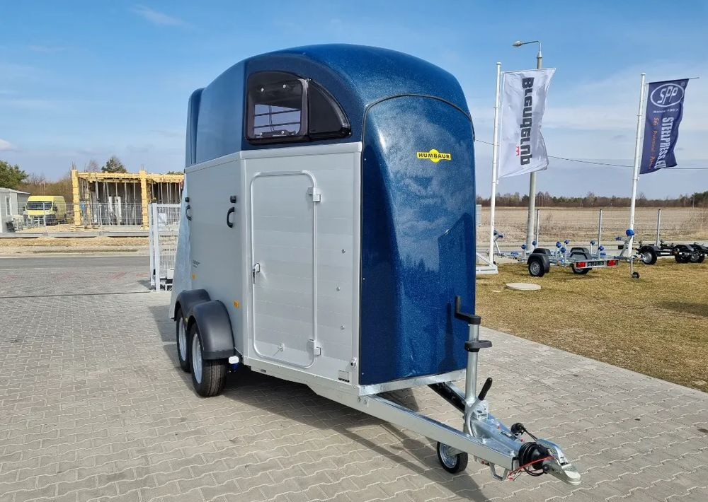 HUMBAUR Xanthos Aero 2400 - przyczepa dla dwóch koni, siodlarnia - عربة نقل خيل: صورة 4 HUMBAUR Xanthos Aero 2400 - przyczepa dla dwóch koni, siodlarnia - عربة نقل خيل: صورة 4
