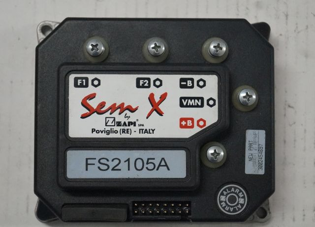 Atlet 3002454697 | Stuur regeling Steering controller Zapi Sem X FS2105A - وحدة إي سي يو - معدات المناولة: صورة 1 Atlet 3002454697 | Stuur regeling Steering controller Zapi Sem X FS2105A - وحدة إي سي يو - معدات المناولة: صورة 1