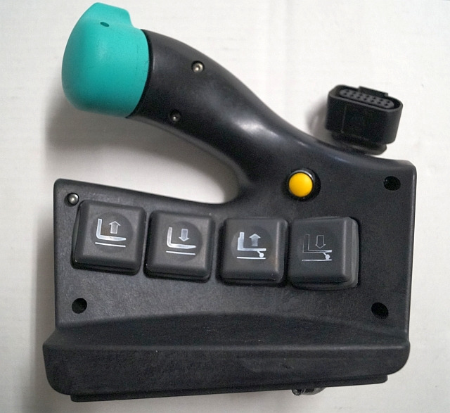 Jungheinrich 51605465 | Rijschakelaar control handle from ESD120 year 2019 sn. 2 - النظام الكهربائي - معدات المناولة: صورة 1 Jungheinrich 51605465 | Rijschakelaar control handle from ESD120 year 2019 sn. 2 - النظام الكهربائي - معدات المناولة: صورة 1