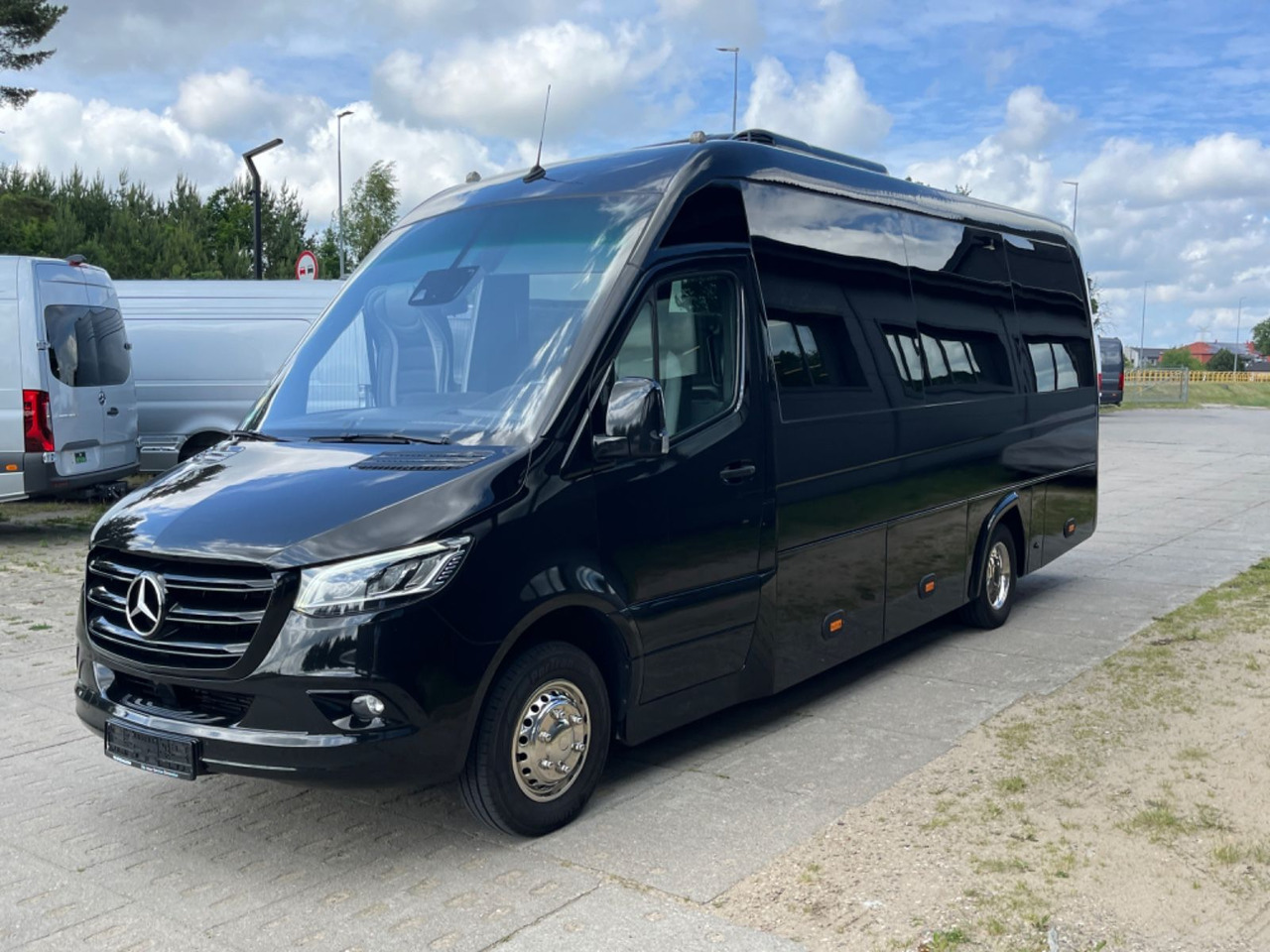 Mercedes-Benz Sprinter 519/ 3.0 V6 / LUXURY Tourist Bus - حافلة نقل لمسافات طويلة: صورة 4 Mercedes-Benz Sprinter 519/ 3.0 V6 / LUXURY Tourist Bus - حافلة نقل لمسافات طويلة: صورة 4