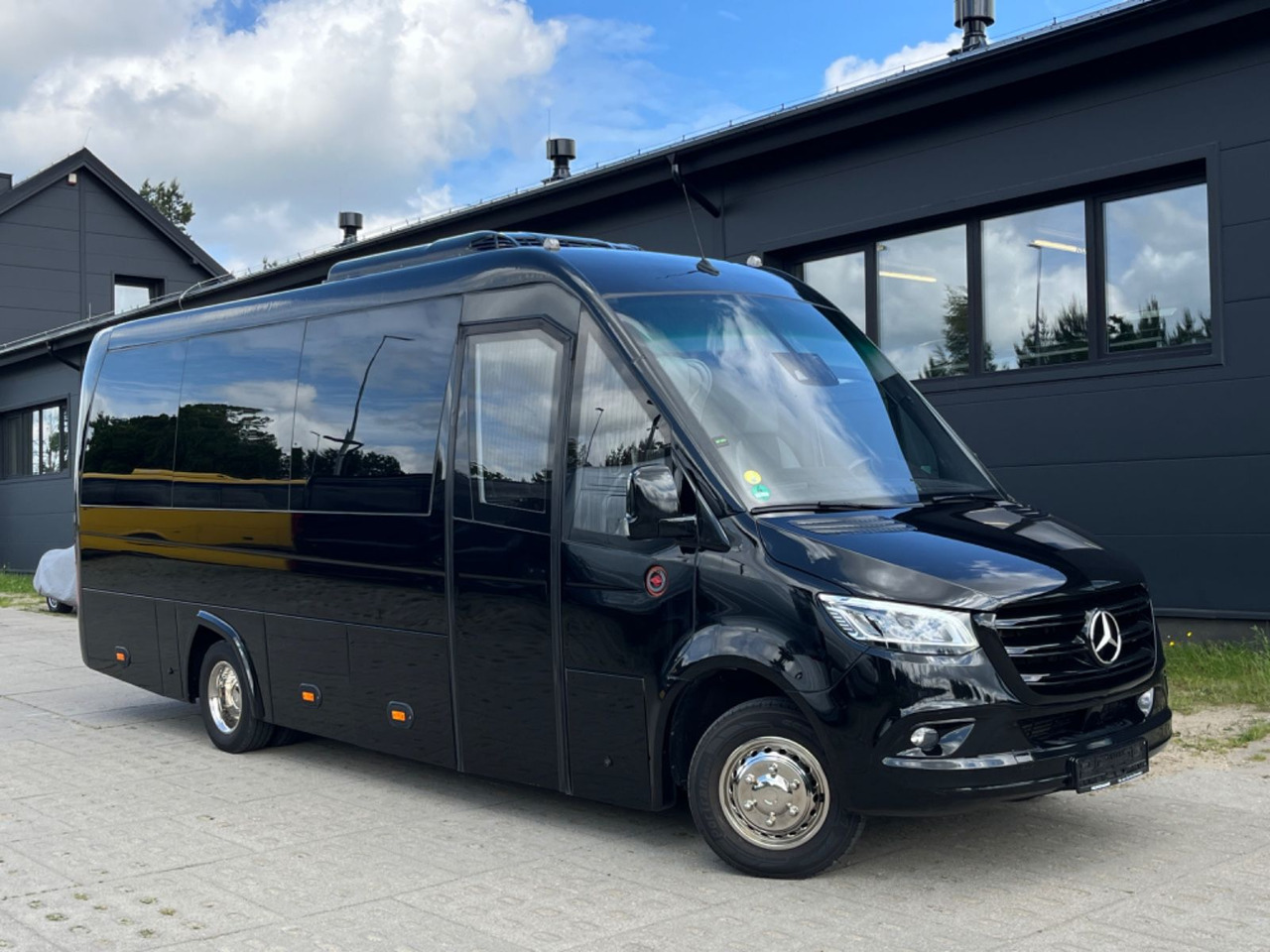 Mercedes-Benz Sprinter 519/ 3.0 V6 / LUXURY Tourist Bus - حافلة نقل لمسافات طويلة: صورة 2 Mercedes-Benz Sprinter 519/ 3.0 V6 / LUXURY Tourist Bus - حافلة نقل لمسافات طويلة: صورة 2