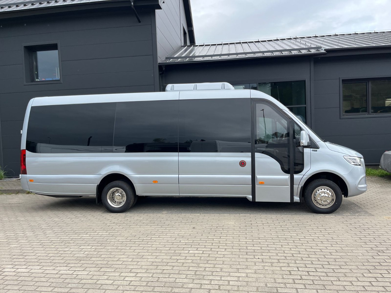 Mercedes-Benz Sprinter 519 TRANSFER XL / 22+1+1 / ON STOCK!!! Mercedes-Benz Sprinter 519 TOURIST XL/ 21-24 Seats/ IN STOCK! - حافلة صغيرة, ميكروباص: صورة 4 Mercedes-Benz Sprinter 519 TRANSFER XL / 22+1+1 / ON STOCK!!! Mercedes-Benz Sprinter 519 TOURIST XL/ 21-24 Seats/ IN STOCK! - حافلة صغيرة, ميكروباص: صورة 4
