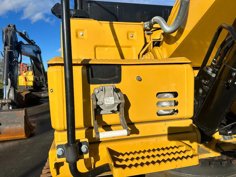 حفار زاحف Caterpillar 323FL Z-LINE Full Electric: صورة 12