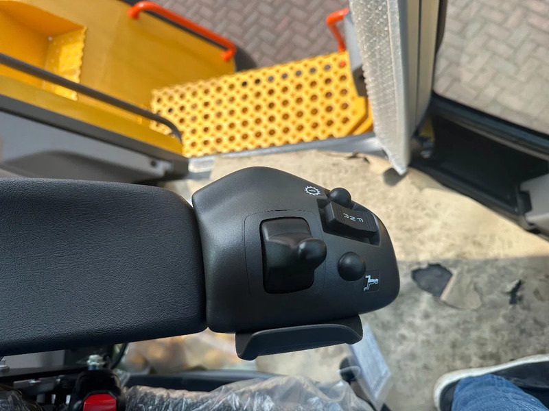 اللودر بعجل للبيع Volvo L260 H UNUSED: صورة 18 اللودر بعجل للبيع Volvo L260 H UNUSED: صورة 18