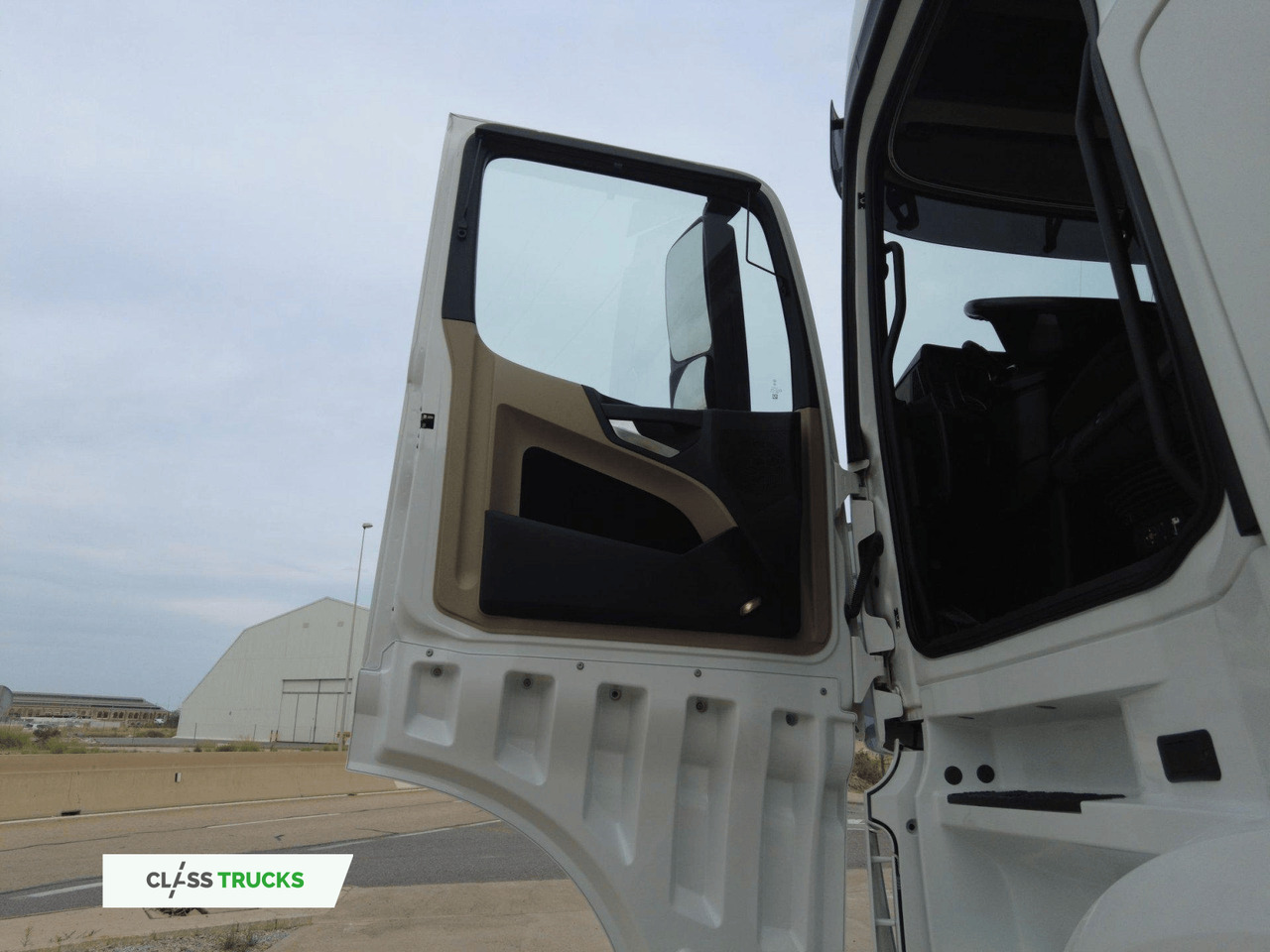 Mercedes-Benz Actros 5 1845 BigSpace - رأس تريلا: صورة 3 Mercedes-Benz Actros 5 1845 BigSpace - رأس تريلا: صورة 3