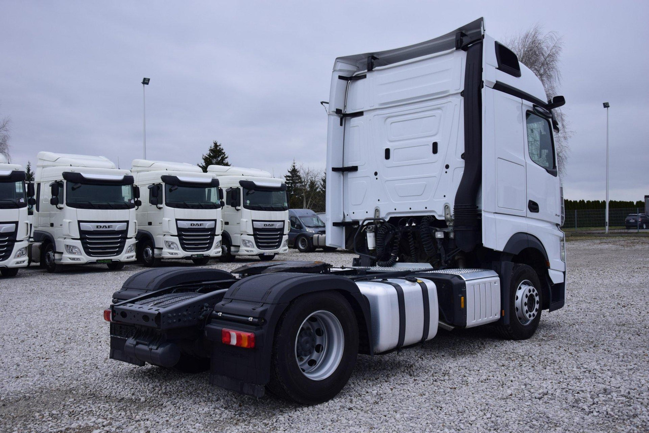 Mercedes-Benz Actros 5 1845 BigSpace - مقطورة السحب: صورة 4 Mercedes-Benz Actros 5 1845 BigSpace - مقطورة السحب: صورة 4