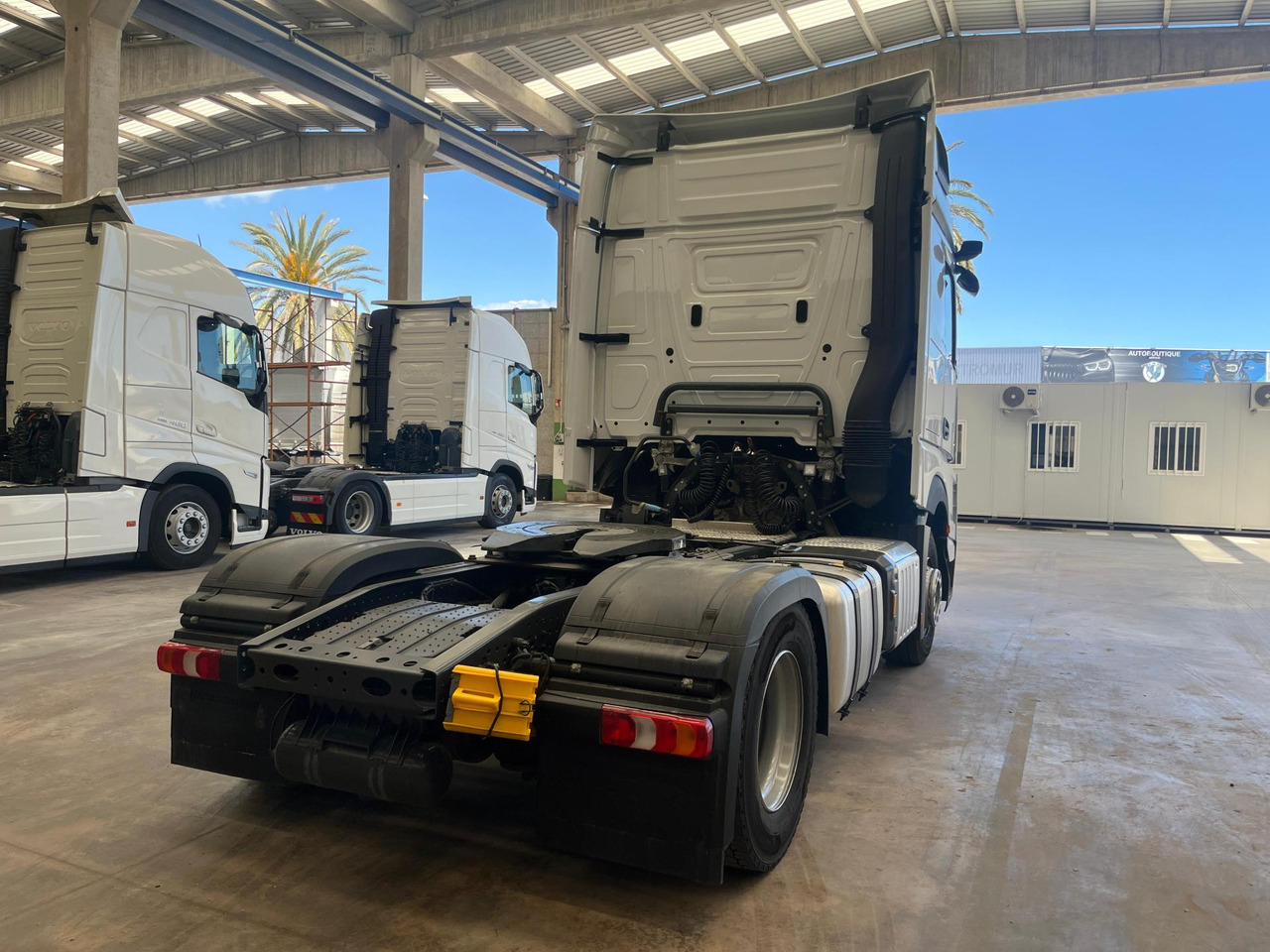 Mercedes-Benz Actros 5 1845 BigSpace - رأس تريلا: صورة 3 Mercedes-Benz Actros 5 1845 BigSpace - رأس تريلا: صورة 3