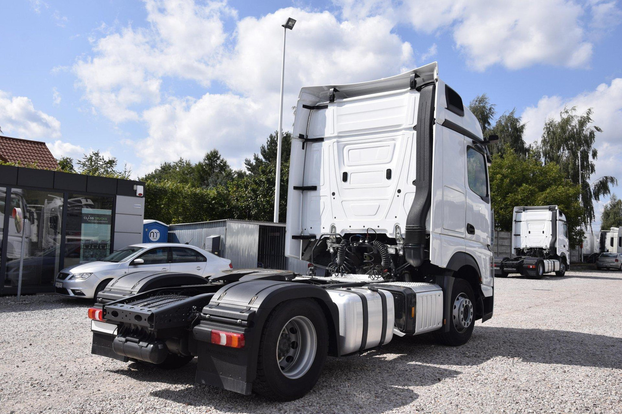 Mercedes-Benz Actros 5 1845 BigSpace - مقطورة السحب: صورة 4 Mercedes-Benz Actros 5 1845 BigSpace - مقطورة السحب: صورة 4
