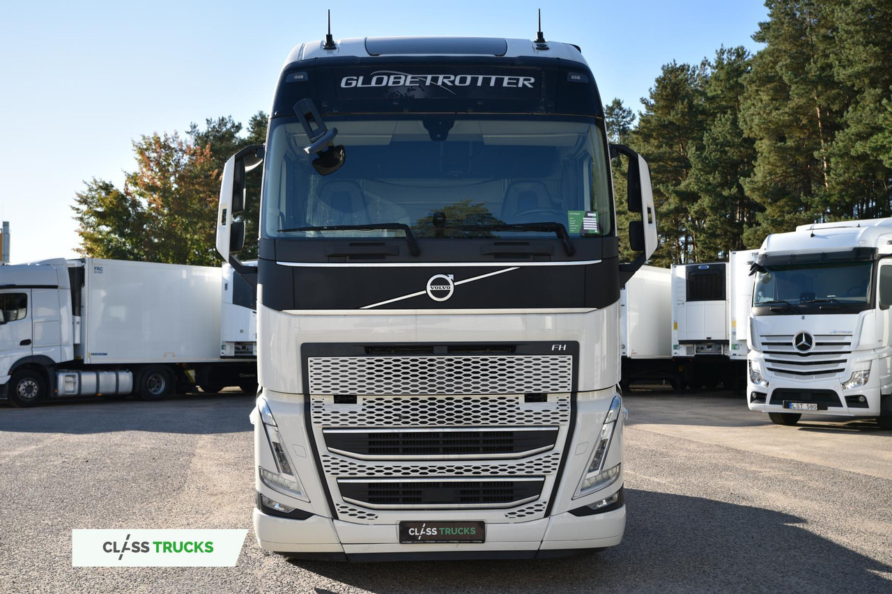 Volvo FH 500 Globetrotter XL Side Skirts - رأس تريلا: صورة 2 Volvo FH 500 Globetrotter XL Side Skirts - رأس تريلا: صورة 2
