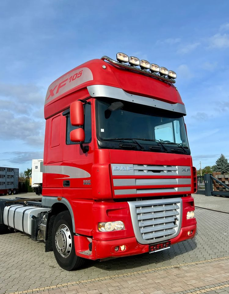 DAF XF105.510 | 6x2 | Pod zabudowę |Os podnoszona i skrętna | Retarder | Webasto | Klimatyzacja - شاحنة بهيكل معدني للمقصورة: صورة 2 DAF XF105.510 | 6x2 | Pod zabudowę |Os podnoszona i skrętna | Retarder | Webasto | Klimatyzacja - شاحنة بهيكل معدني للمقصورة: صورة 2