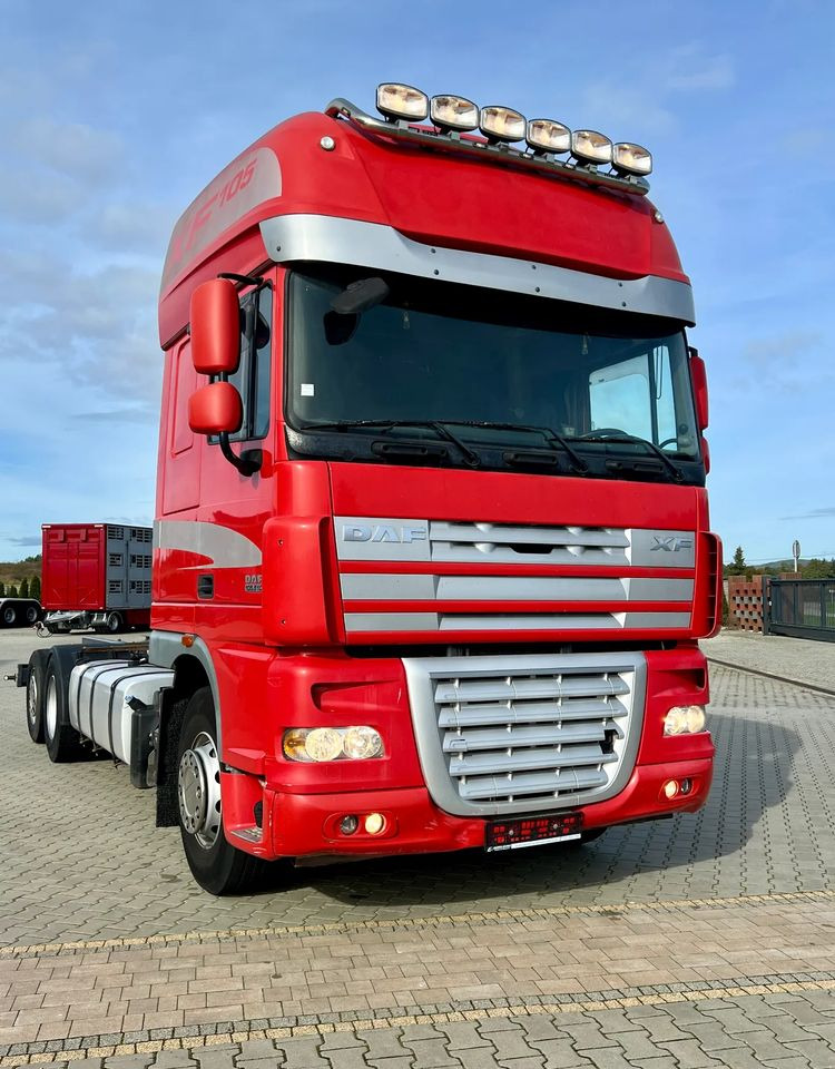 DAF XF105.510 | 6x2 | Pod zabudowę |Os podnoszona i skrętna | Retarder | Webasto | Klimatyzacja - شاحنة بهيكل معدني للمقصورة: صورة 1 DAF XF105.510 | 6x2 | Pod zabudowę |Os podnoszona i skrętna | Retarder | Webasto | Klimatyzacja - شاحنة بهيكل معدني للمقصورة: صورة 1