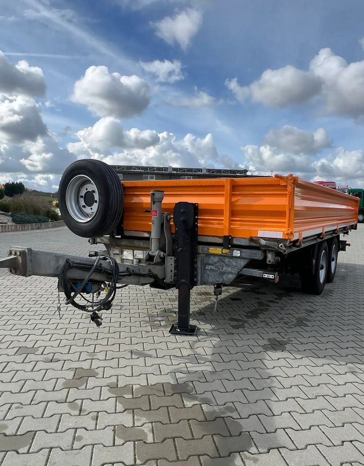 Humbaur Tandem | Wywrotka trójstronna | 9 990 kg DMC | 2013 | Zawieszenie resor | - نصف مقطورة قلابة: صورة 1 Humbaur Tandem | Wywrotka trójstronna | 9 990 kg DMC | 2013 | Zawieszenie resor | - نصف مقطورة قلابة: صورة 1