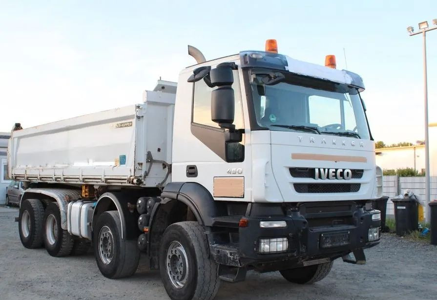 Iveco Trakker 450 |8x4 | Wywrotka trójstronna Meiller Bordmatik | Euro 5 | - شاحنة قلاب: صورة 2 Iveco Trakker 450 |8x4 | Wywrotka trójstronna Meiller Bordmatik | Euro 5 | - شاحنة قلاب: صورة 2