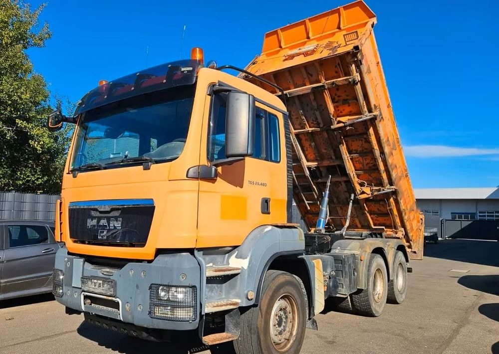 MAN TGS 26.480 6x4 WYWROTKA 3-STRONNA | AUTOMAT | EURO 5 | PRZEBIEG 310 000km! - شاحنة قلاب: صورة 2 MAN TGS 26.480 6x4 WYWROTKA 3-STRONNA | AUTOMAT | EURO 5 | PRZEBIEG 310 000km! - شاحنة قلاب: صورة 2