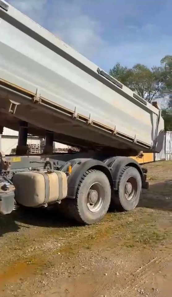 Mercedes-Benz AROCS 4143 8x4 | BORTMATIC - wywrotka trójstronna  | Retarder |Zawieszenie na resorach | - شاحنة قلاب: صورة 4 Mercedes-Benz AROCS 4143 8x4 | BORTMATIC - wywrotka trójstronna  | Retarder |Zawieszenie na resorach | - شاحنة قلاب: صورة 4