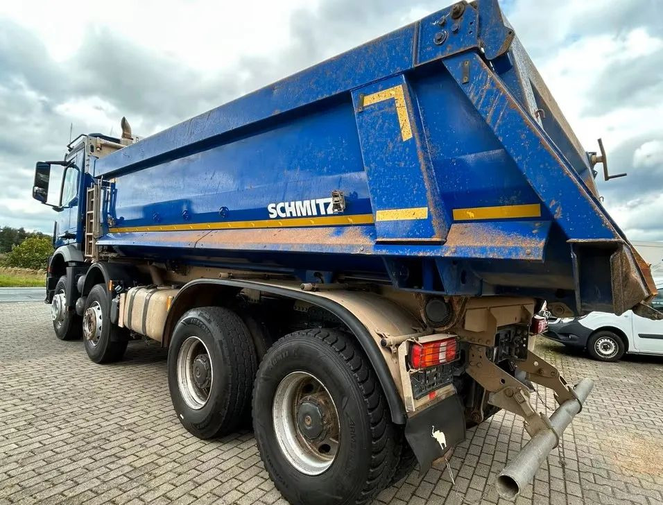 Mercedes-Benz Arocs 4142 | Wywrotka Schmitz | 8x4 | Euro 6 | Klima | Retarder | 242 598 km - شاحنة قلاب: صورة 2 Mercedes-Benz Arocs 4142 | Wywrotka Schmitz | 8x4 | Euro 6 | Klima | Retarder | 242 598 km - شاحنة قلاب: صورة 2